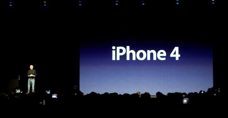 Steve Jobs Unveils iPhone 4 at WWDC 2010 Steve Jobs Unveils iPhone 4 at WWDC 2010