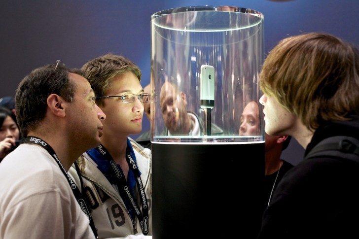 An iPhone prototype on display at MacWorld 2007. ©James Duncan Davidson