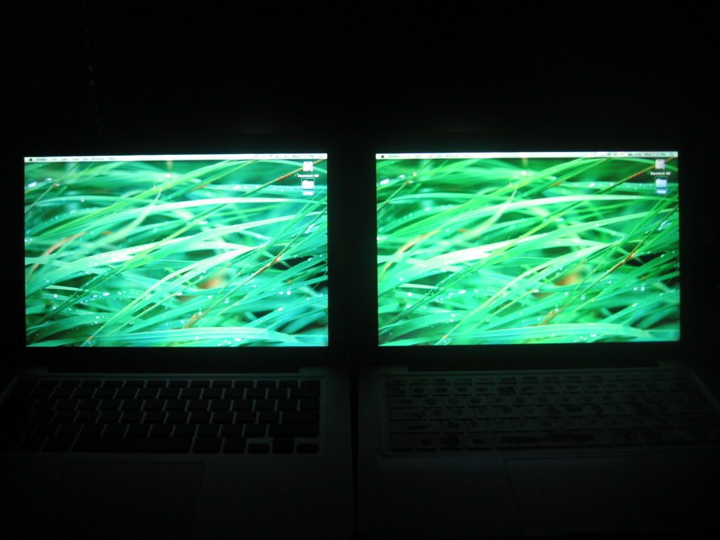 New MacBook Displays