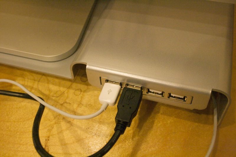 usb hub isn't flush