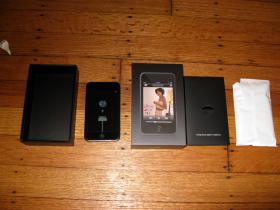 iPod touch Unboxing | Courtesy Flickr