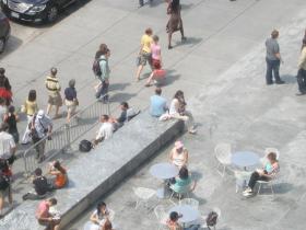 Line forms outside Fifth Avenue Apple Store
