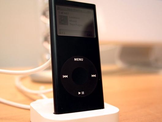 iPod nano (2nd generation) — photograph 11