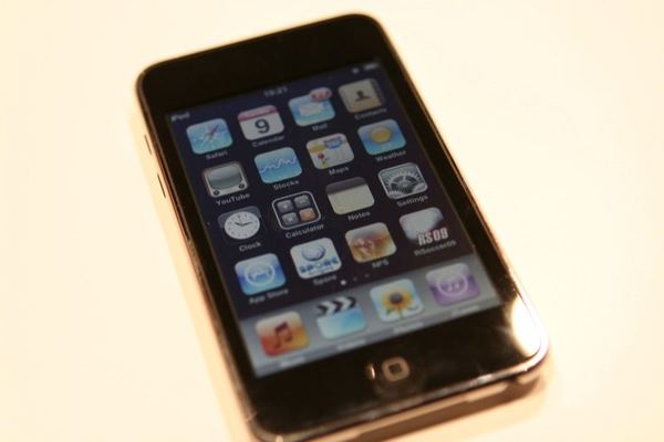 iPod touch (2nd generation) — photograph 4
