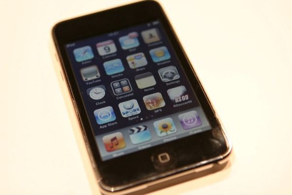 iPod touch (2nd generation) — photograph 5