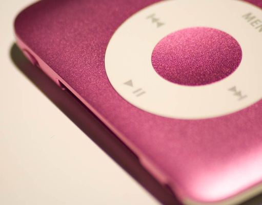iPod nano (3rd generation) — Pink — photograph 13