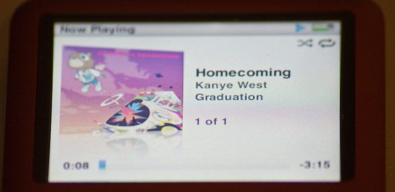 iPod nano (3rd generation) — PRODUCT RED — photograph 8