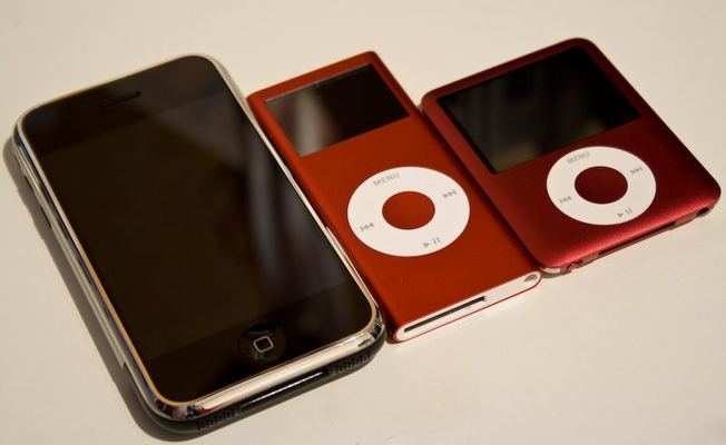 iPod nano (3rd generation) — PRODUCT RED — photograph 18