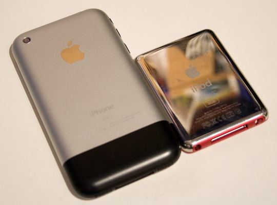iPod nano (3rd generation) — PRODUCT RED — photograph 22