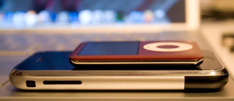 iPod nano (3rd generation) — PRODUCT RED — photograph 25
