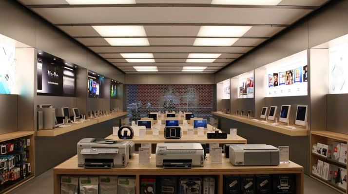 Apple Store — Arndale, Manchester — photograph 20