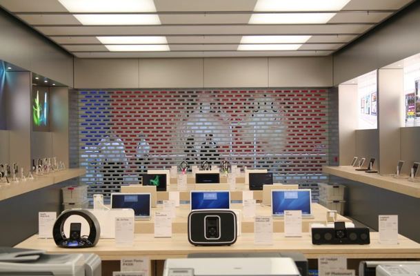 Apple Store — Arndale, Manchester — photograph 21