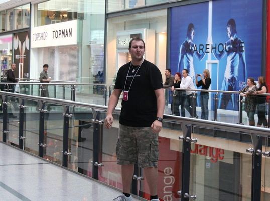 Apple Store — Arndale, Manchester — photograph 42