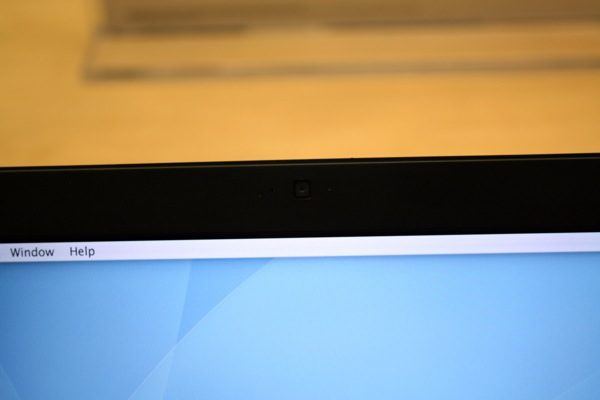 Black MacBook — photograph 10