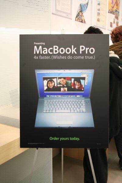 Apple Store — Brent Cross — photograph 10