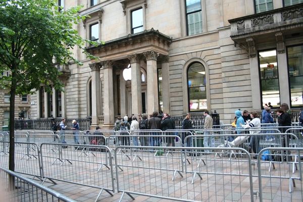 Apple Store — Buchanan Street, Glasgow — photograph 3