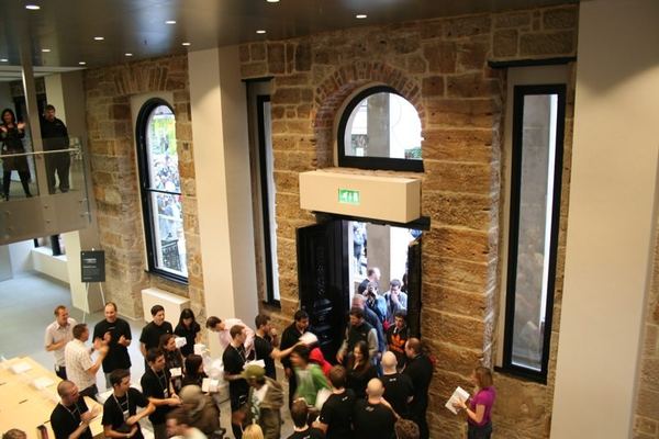 Apple Store — Buchanan Street, Glasgow — photograph 27