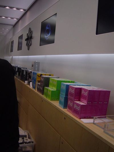 Apple Store — Bullring, Birmingham — photograph 30