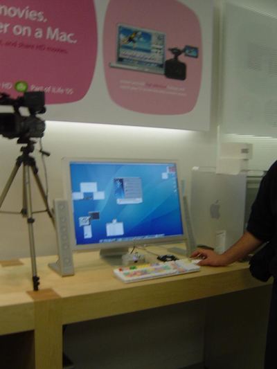 Apple Store — Bullring, Birmingham — photograph 38