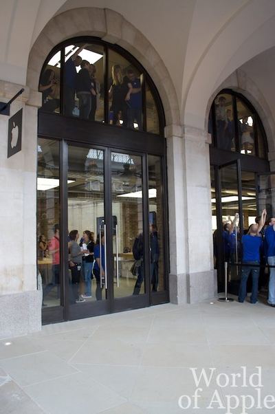 Apple Store — Covent Garden — photograph 10