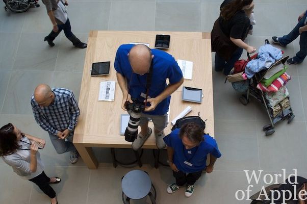 Apple Store — Covent Garden — photograph 32