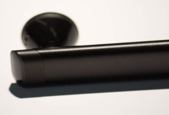 iPhone Bluetooth Headset — photograph 2