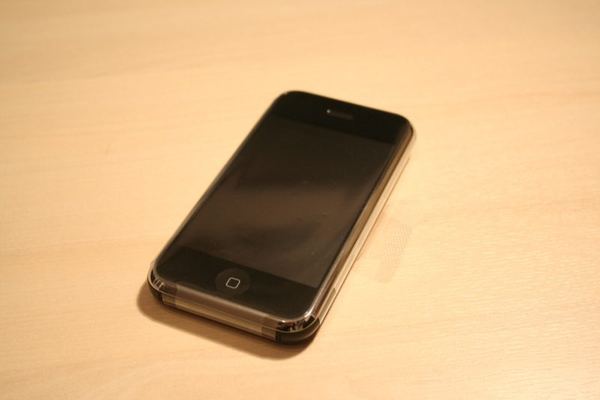 iPhone UK packaging — photograph 7