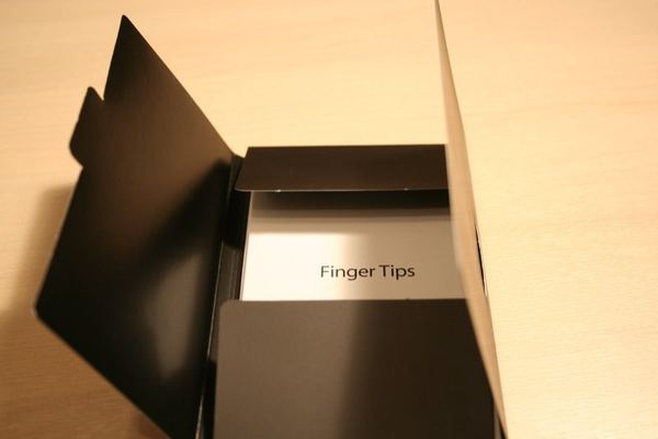 iPhone UK packaging — photograph 14