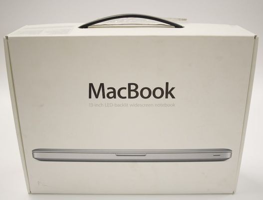 MacBook (Late 2008) — photograph 9