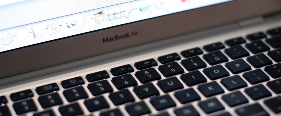 MacBook Air — photograph 2