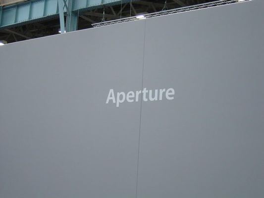 Mac Expo 2005 — photograph 4