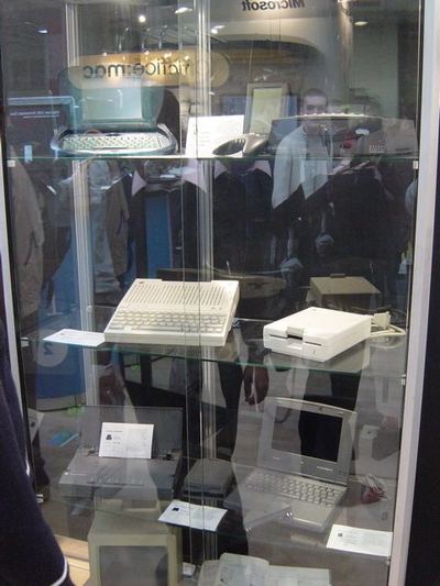 Mac Expo 2005 — photograph 19