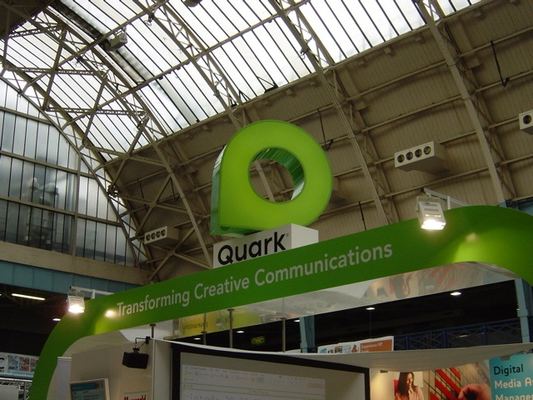 Mac Expo 2005 — photograph 21