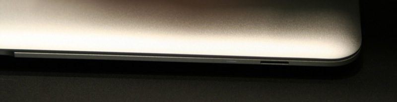 Macworld 2008 — Apple booth — photograph 36