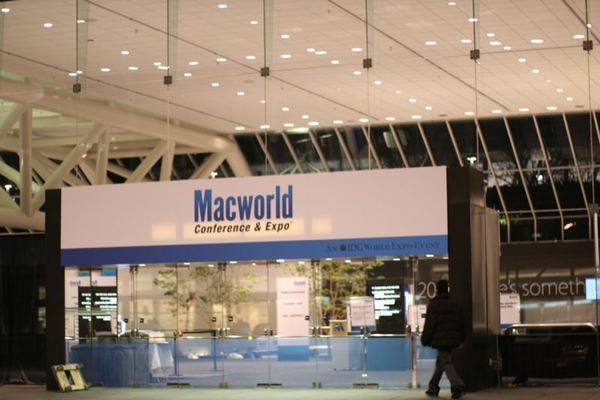 Macworld 2008 — the keynote queue — photograph 12