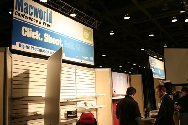 Macworld 2008 — Moscone West — photograph 3