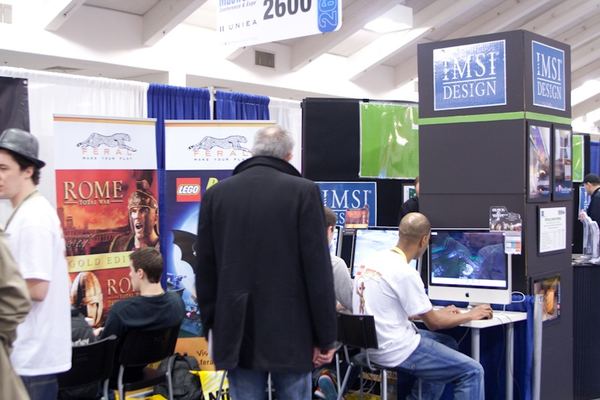 Macworld 2009 — expo floor — photograph 14