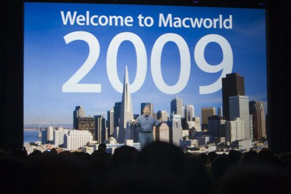 Macworld 2009 — keynote — photograph 3