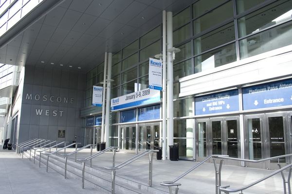 Macworld 2009 — Moscone Center — photograph 12