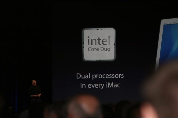 Macworld San Francisco 2006 — keynote — photograph 12