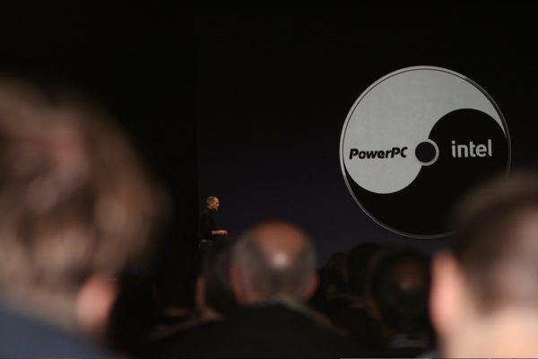 Macworld San Francisco 2006 — keynote — photograph 13