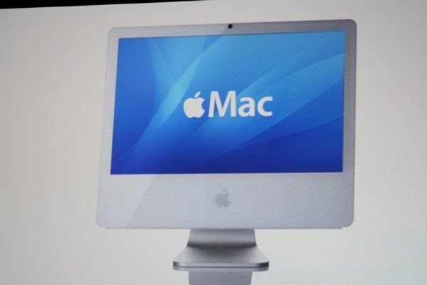 Macworld San Francisco 2006 — keynote — photograph 26