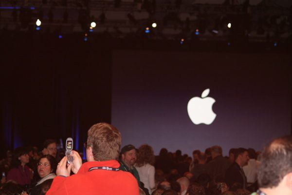 Macworld San Francisco 2006 — keynote — photograph 52
