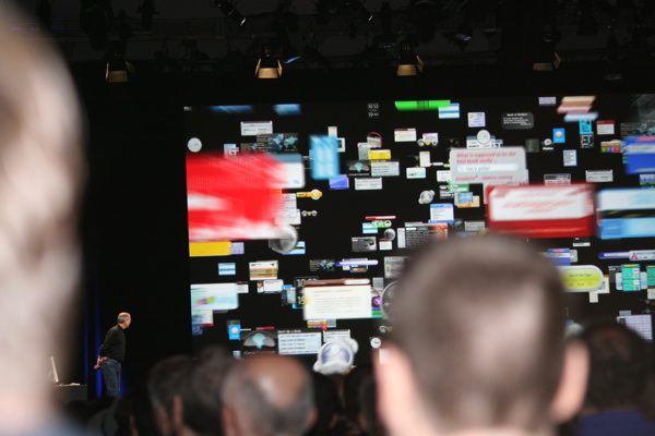 Macworld San Francisco 2006 — keynote — photograph 74
