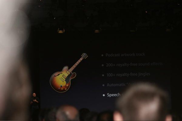 Macworld San Francisco 2006 — keynote — photograph 96