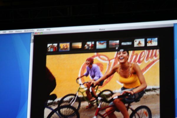 Macworld San Francisco 2006 — keynote — photograph 110