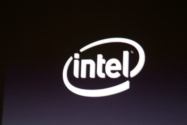 Macworld San Francisco 2006 — keynote — photograph 116