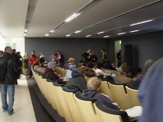 Apple Store — Regent Street — photograph 20
