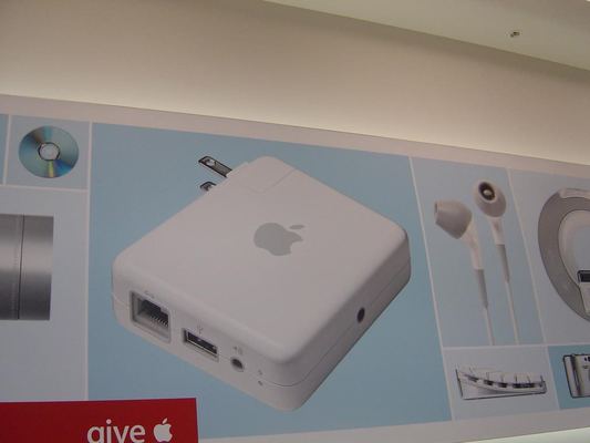 Apple Store — Regent Street — photograph 32