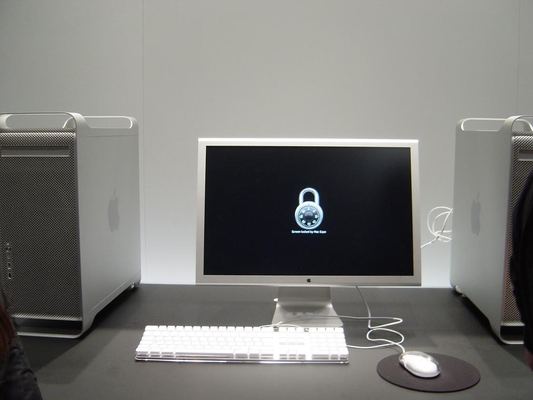 Apple Store — Regent Street — photograph 56